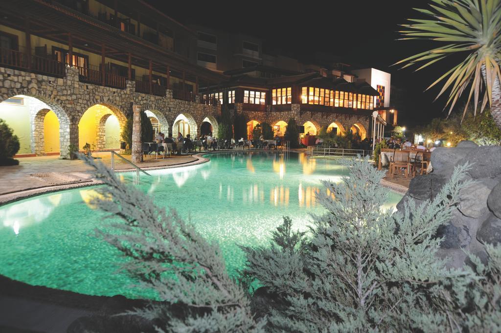 Umut Thermal Spa & Wellness Hotel Karakıran Zewnętrze zdjęcie